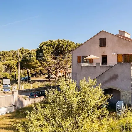 Terrasse Panoramique Ensoleillee Avec Vue