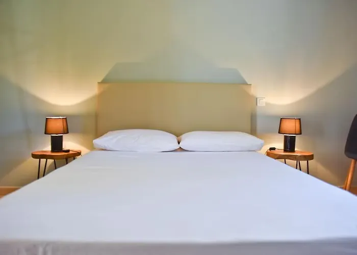 Terrasse Panoramique Ensoleillee Avec Vue 法雷诺