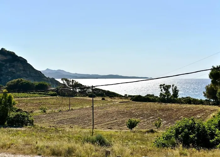 Terrasse Panoramique Ensoleillee Avec Vue *